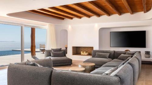 Houlakia House | Ria Mar Villas & Suites by Live&Travel