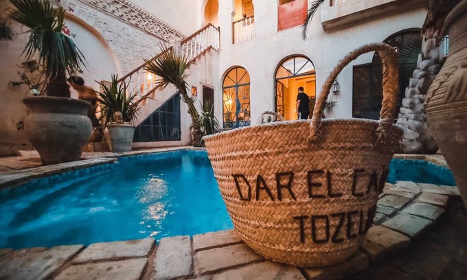 Tozeur Bed & Breakfast | Riad Dar El Caid - Palais Siecle XIVau coeur de la Ville
