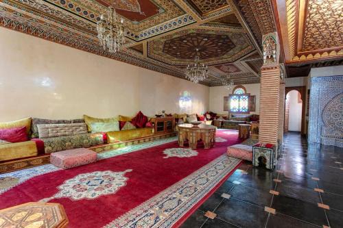 Daoudiate Villa | Riad Tranquility - A Timeless Marrakech Haven