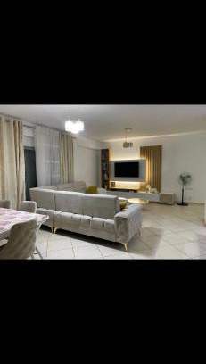Qender Apartment | Rian Apartment