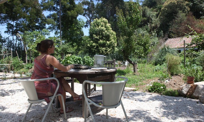 Monserrate House | Ribeira dos Marinheiros Azul, between the mountains and the sea