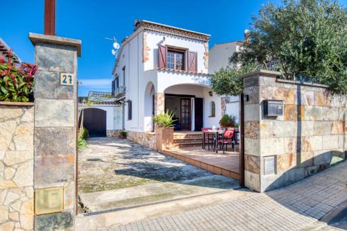 L'Escala House | Ricabella