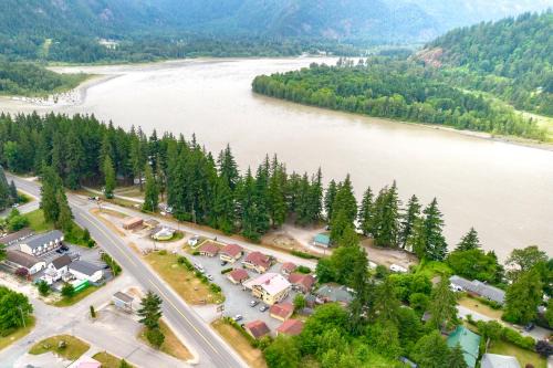 Hope Hotel | Richca Chalets Resort