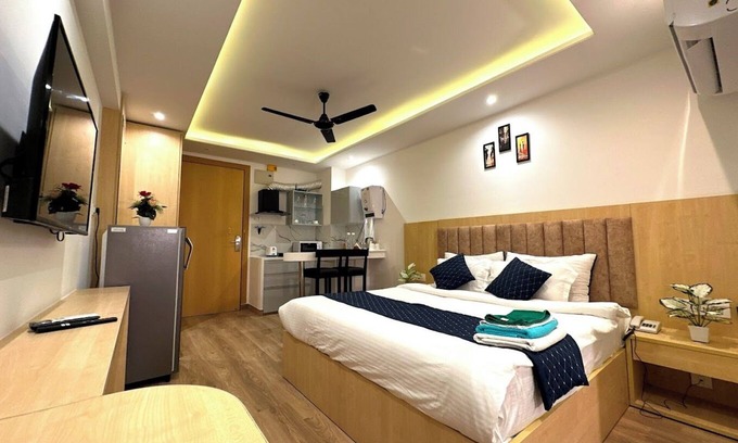 Shyam Nagar Hotel | Richi Rich Studio Apartment