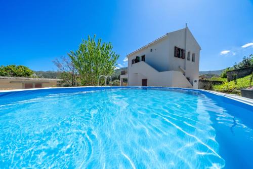 Eleios-Pronnoi Villa | Richmond Villa Greece