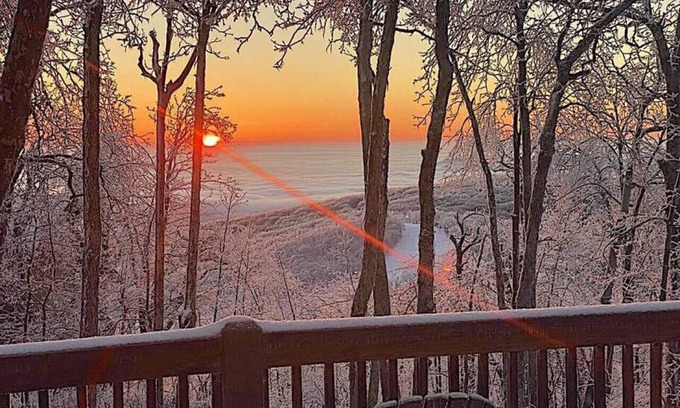 Roseland House | Ridge Retreat @ Wintergreen!