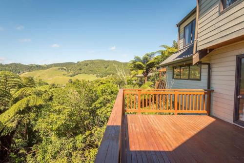 Lake Okareka House | Ridge Retreat