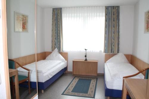 Hanau Hotel | RIESENjunior Hanau by Trip Inn