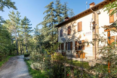 Moggiana House | Rifugio Asqua