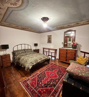 Settignano Apartment | Rifugio Rustico con Vista sulle Colline Toscane