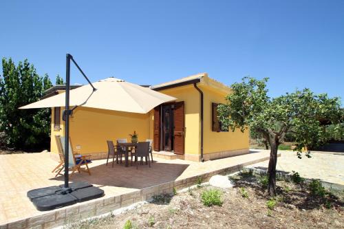 Caronia House | Rifugio sul Mare 100m dalla Spiaggia, nel Verde