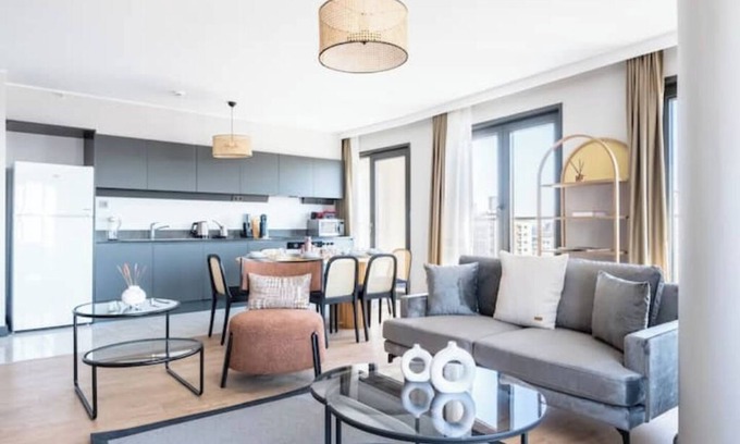 Kagithane Apartment | Rigel - 3BD Fantastic Central Flat in a Residence