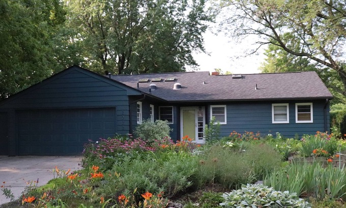 Ames House | Right in Cy's Backyard: A few steps from Hilton Coliseum and Iowa State Center