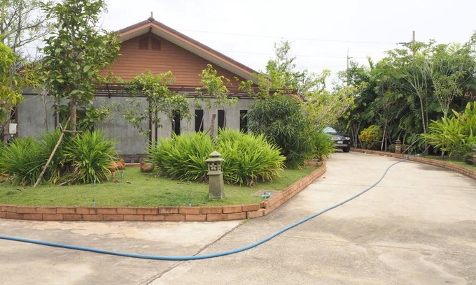 Phanom Sarakham Hotel | Rimmueng Resort