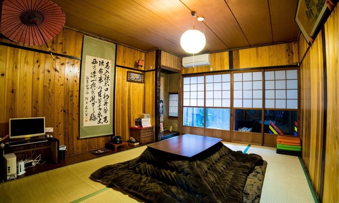 Higashikujo Kitakarasumacho House | Rin Bettei RIN a spacious traditional Kyoto townh/Kyoto Kyōto
