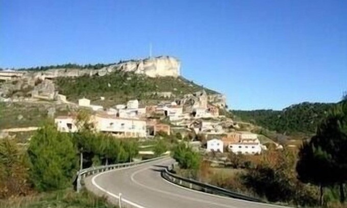 Canizares Cottage | Rincón de la Somá rural apartment for 13 people