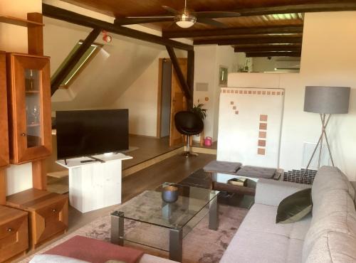 Rinteln Apartment | Rinteln-Loft mit E-Auto-Ladestation