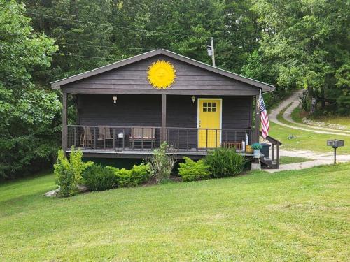 Wellington House | Rise and Shine! A Gorge-ous cabin!