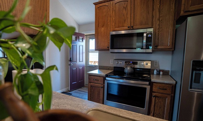Yankton County House | River Bend Vacation Home