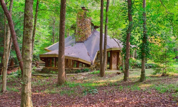 Garrison House | "River Camp" - Scenic Riverfront views, Fishing, and 2 mi to Shawnee Sate Forest