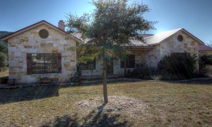 Concan House | River Dance @ Frio Premier Rental Homes