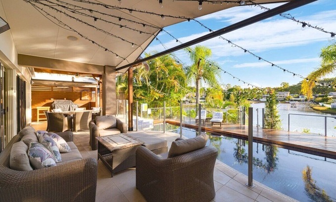 Carrara House | River Front, Private Pool & Dock, Fairy Light 4BR