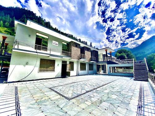 Kohistan Hotel | River Garden Hotel and Resort