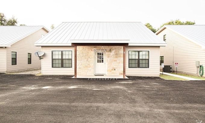 Concan House | River Grove Rentals House #9