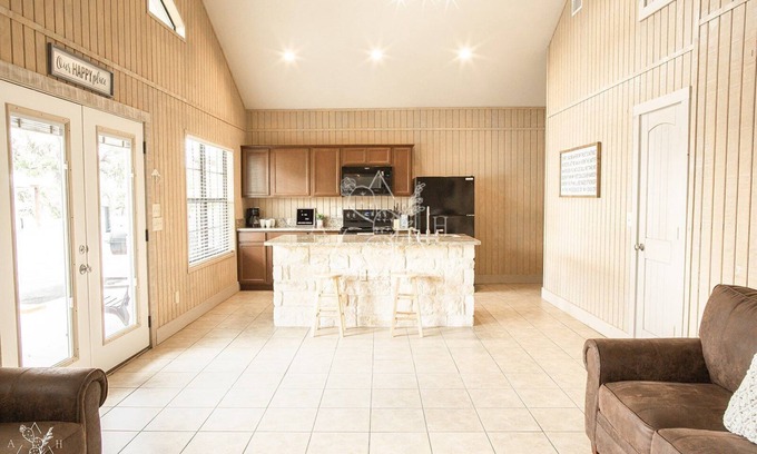 Concan House | River Grove Rentals House #2