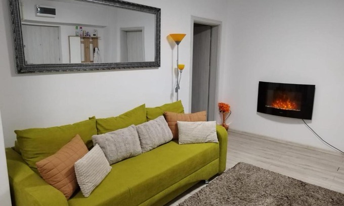 Bacau Apartment | River Lux