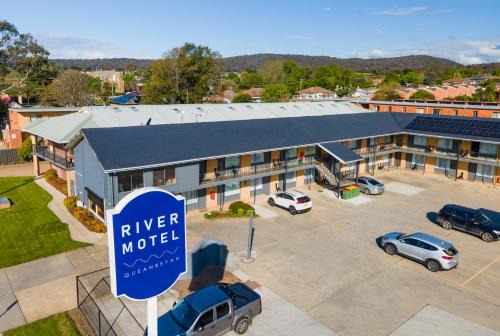 Queanbeyan East Hotel | River Motel