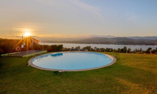 Gondarem House | River-side Villa