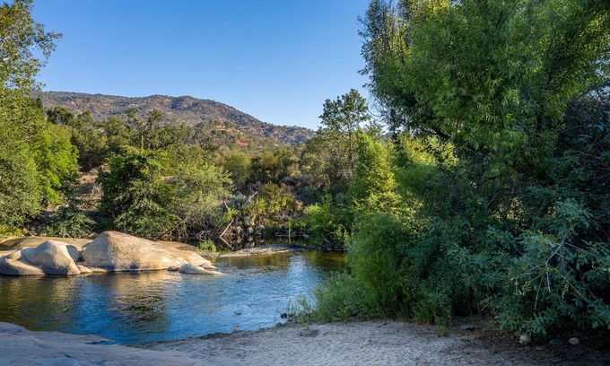 Three Rivers House | River Trail House - River and 4 Bedrooms