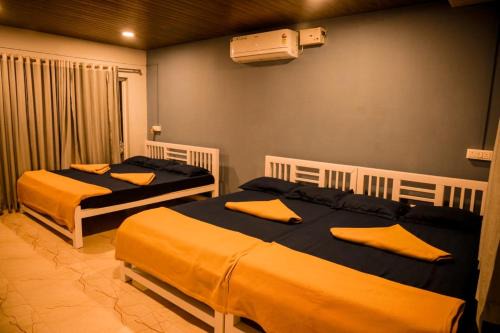 Dandeli House | River view adventures
