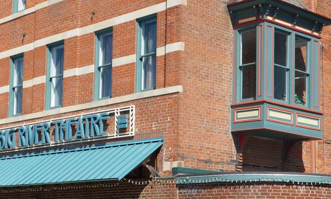 Alma Apartment | RIVER VIEW APARTMENT, INN At Big River Theatre
