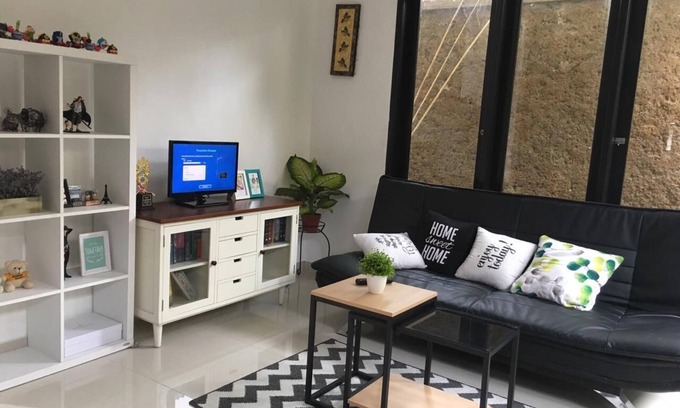 Denpasar Timur House | River View Room in Denpasar