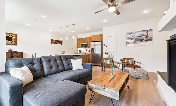 Silverthorne Condo | River West 522 - Experience comfort & adventure - Silverthorne Condo - stunning mountain views.