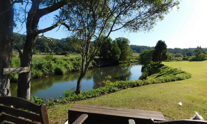 Rosemount House | Riverbend Cottage Cabin - Little Heaven