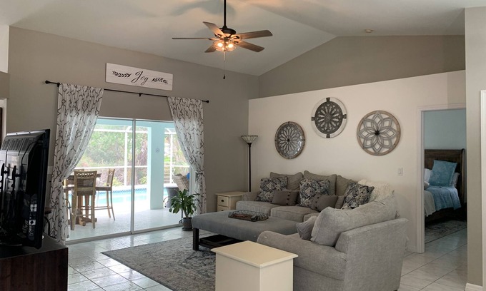 North Fort Myers House | Riverbend Retreat! 3 bdrm, 2 bath, heated pool & on the canal!