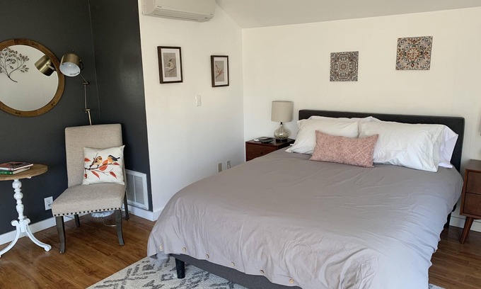 Three Rivers House | Riverfront Beauty near Sequoia National Park