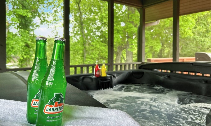 Pangburn House | Riverfront Bliss- Private River Dock, Hot Tub & Two King rooms!