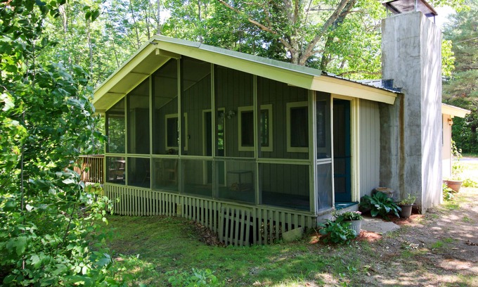 Jackson Cabin | Riverfront Cabin - Near Storyland