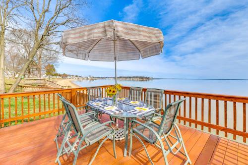 Colonial Beach House | Riverfront Colonial Beach Home with Private Beach!