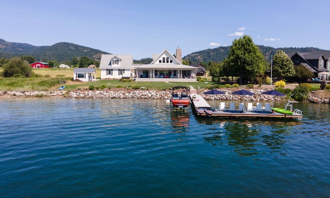 Laclede House | Riverfront custom home with private dock, hot tub, firepit, game room, grill, AC