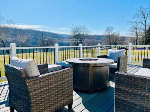 Bakerton House | Riverfront House in Harpers Ferry