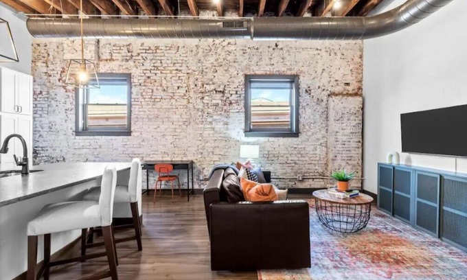 Downtown St. Louis Apartment | Riverfront Loft/Arch/Convention Center/Casino
