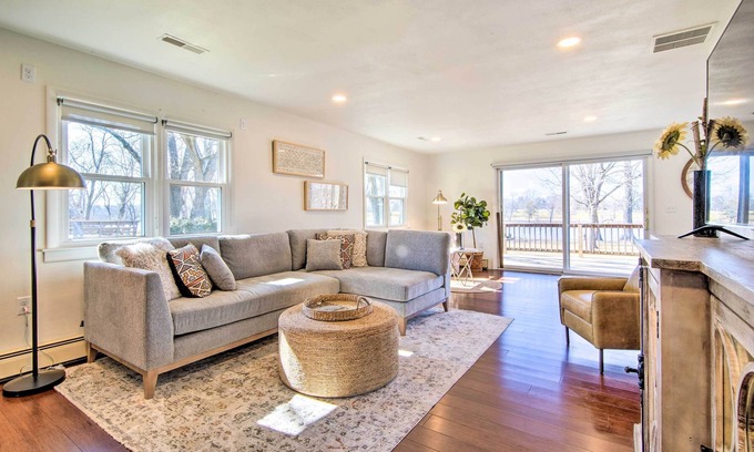 Rockford House | Riverfront Loves Park Home w/ Fire Pit!