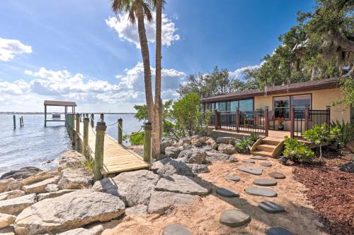 Tropic Apartment | Riverfront Merritt Island Bungalow with Dock and Deck