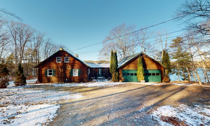 Boothbay Cabin | Riverfront retreat with a furnished deck, washer/dryer & fast WiFi
