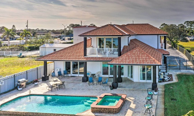 Indian River Residence House | Riverfront Titusville Home w/Pool + Pickleball!